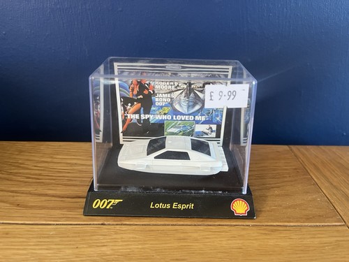 James bond 007 collectible - james,