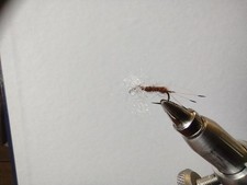 Mayfly Spinner Dry Fly Brown