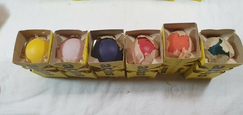 Off various coloured - coloured, bulbs