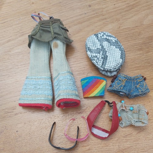 Bratz doll clothes bundle - bratz,