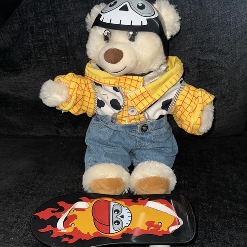 Build bear woody skateboard - build,
