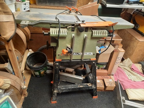 Dewalt 1150 planer - 1150,