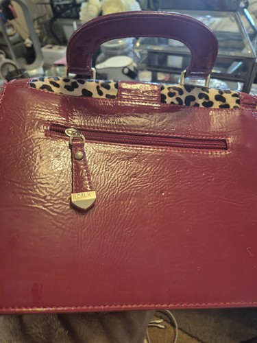 Burgundy and leopard print - burgundy,