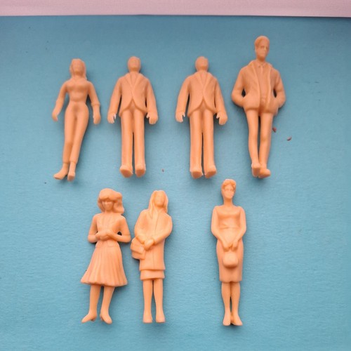 Scale civilian figures x - 1/24,