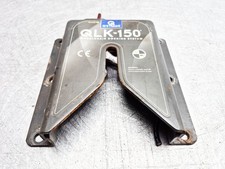 WHEELCHAIR DOCKING SYSTEM