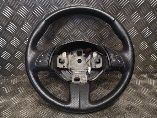 Fiat 500 perforated black - perforated,