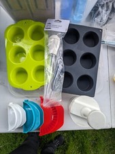 Job Lot Kitchen pasty maker Crimper Silicon Muffin Trays Baster Chopper Baking 