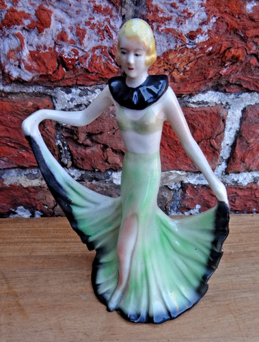 Vintage possibly hertwig - ,