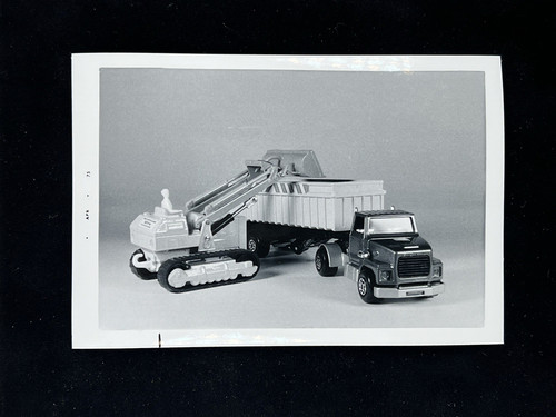 Ford tipper truck dozer - truck, /