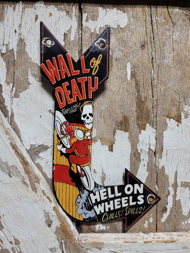 Vintage wall death - of,