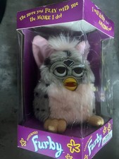 VINTAGE FURBY 1998 HASBRO SNOW