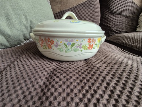 Poole pottery casserole dish - poole,