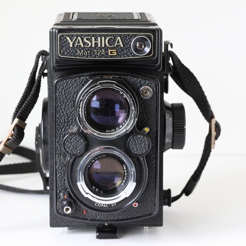Yashica mat 124g wth ever - wth,
