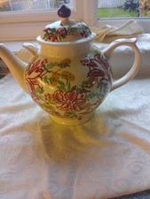 Emma Bridgewater Red Stargazer Lily Gallon Teapot