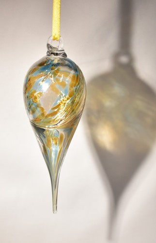 Gorgeous hand blown teardrop - gorgeous, hand-blown