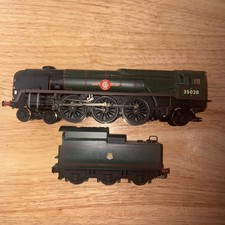 Hornby Merchant 1:76 OO Navy Class 4-6-2 35028 Steam Locomotive Unboxed 
