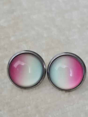 Unusual pink blue 12mm - unusual,