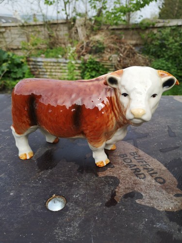 Ceramic bull vintage - ceramic, vintage.