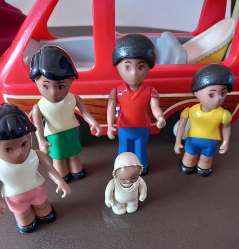 Vintage little tikes dollhouse - little,