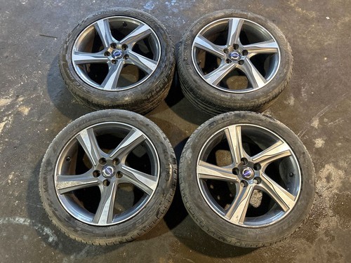 Volvo v40 2017 - 2017, rim