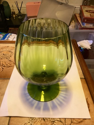 Large green glass - brandy,