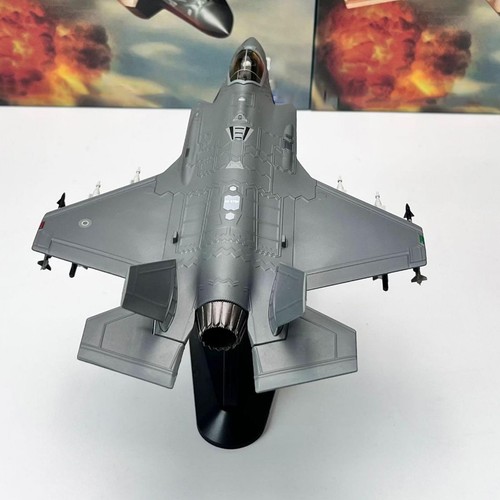 35a diecast fighter - 1:72,