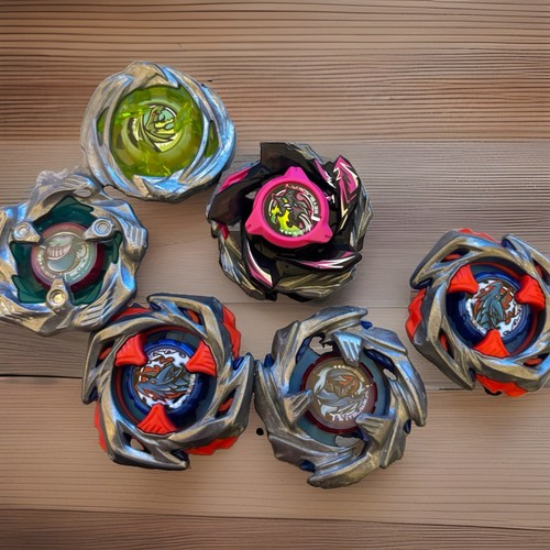 Beyblade bundle - beyblade,