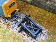 1:76 OO Gauge Railway Buffer Stop with Working Red LED Light pack of 2