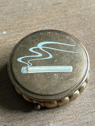 Vintage travelling cigarette - travelling,
