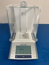 Mettler Toledo XS104 Analytical Balance Scale 120g x 0.1mg Laboratory Tested