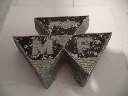 Massey ferguson tractor bonnet - ferguson,