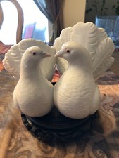 LLADRO 2 Kissing Doves