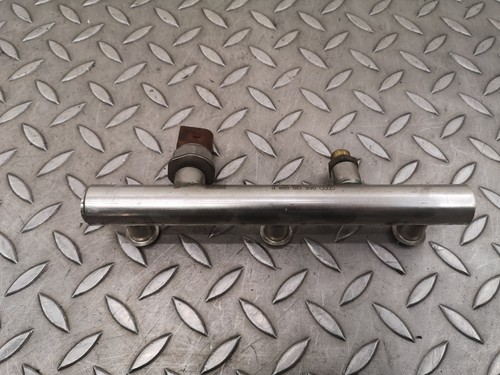 Audi fuel rail left - a6,