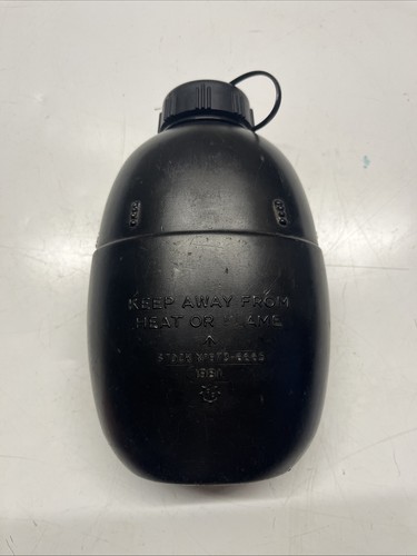Pattern water bottle - water,