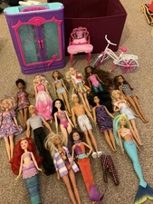 Bundle Of 16 Barbie Cindy Dolls And Accessories Used Condition