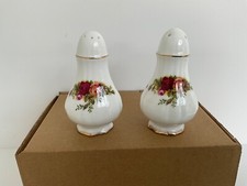 Royal Albert Old Country Roses Salt & Pepper Pots Shakers 8.5cm Bone China VGC