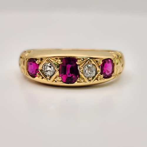 Vintage 18ct yellow gold - gold, ruby