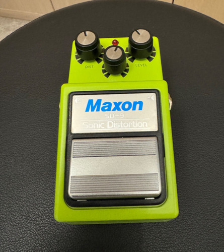 Maxon overdrive pedal - sd-9,
