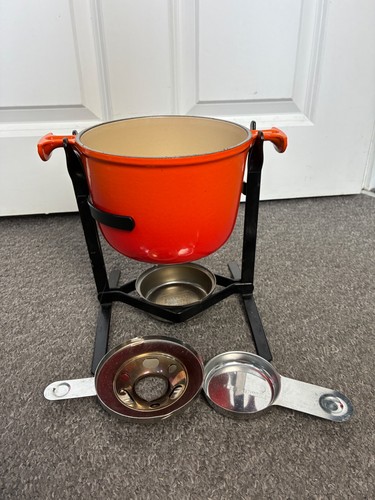 Vintage creuset cast iron - le,