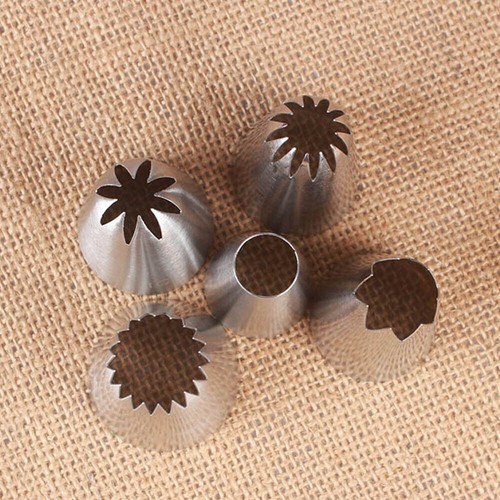Large size cake piping - large, nozzles