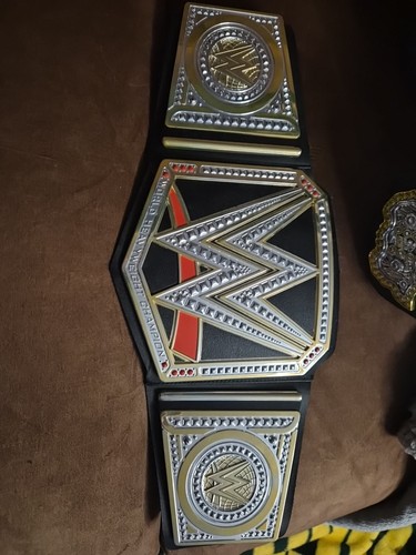 Wwe world heavyweight champion - heavyweight,