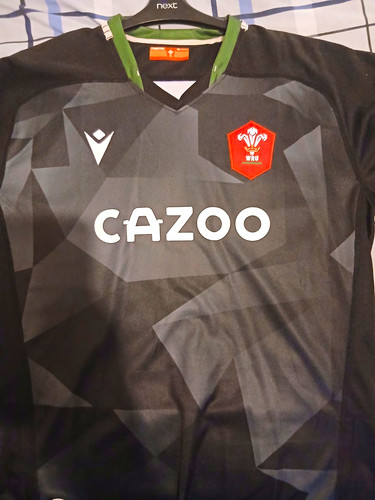Macron wales wru rugby shirt - wales,