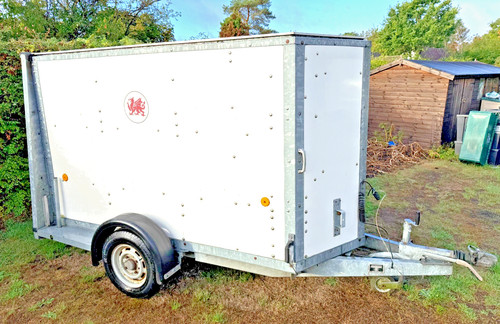 Ifor williams box - williams, bv84