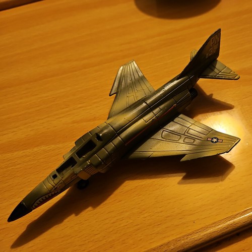Ertl force one aircraft - force, aircraft.