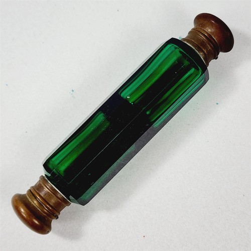 Vintage victorian green glass - vintage,
