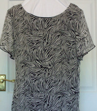 Ladies Dress  - DAMART  - BLACK AND WHITE  Voile   - Size  /18