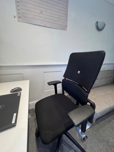 Black steelcase please - steelcase,