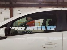 DOOR GLASS VAUXHALL CORSA MK3