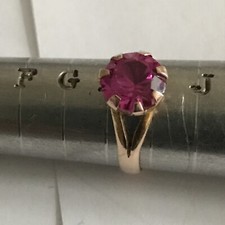 Antique Retro Rose Gold Single Stone Solitaire Ruby Simulated Small Size H1/2