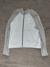 NIKE TECH FLEECE HOODIE -